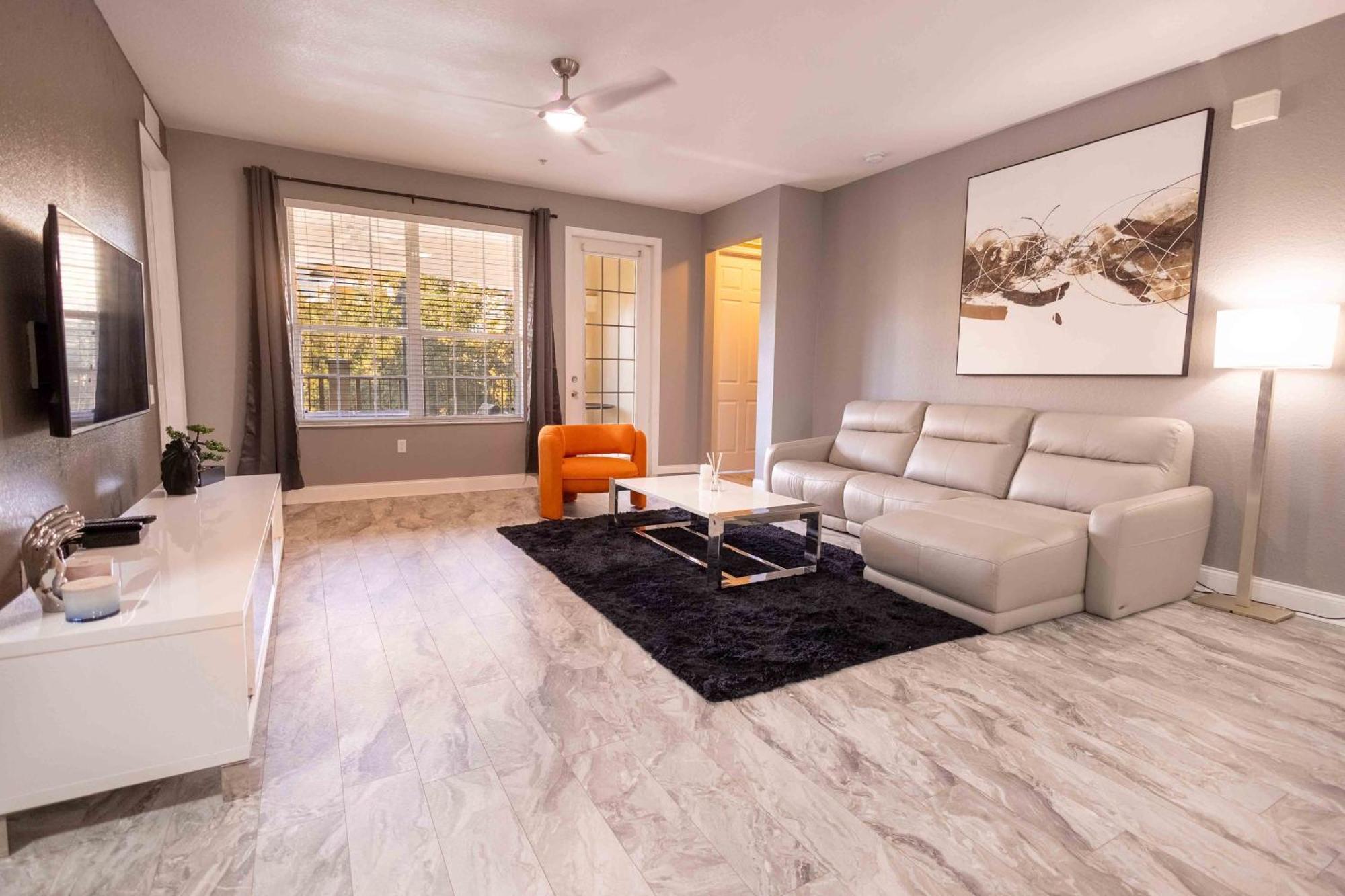 Disney Parks- International Dr - Orlando Luxury Condominium- Fully Equipped - 3Bed & 2 Bath- Exterior photo